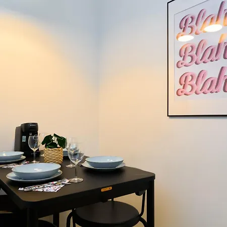 Staywell Naehe Mauerpark - 65 Qm Apartment