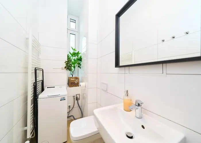 Naehe Mauerpark - 65 Qm